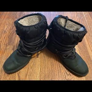 Men's Timberland Size 8 1/2 Cozy Winter Boots